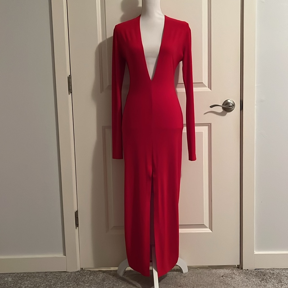 Normal Kamali Long Sleeve Plunge V-Neck Maxi Dress in Red